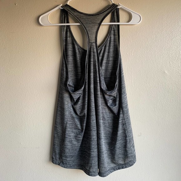 Adidas Women’s Spacedye Gray Razor Back Tank - Picture 3 of 7